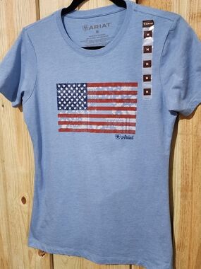 Ariat Womens ☆ Light Blue Short Sleeve American Flag Tee.